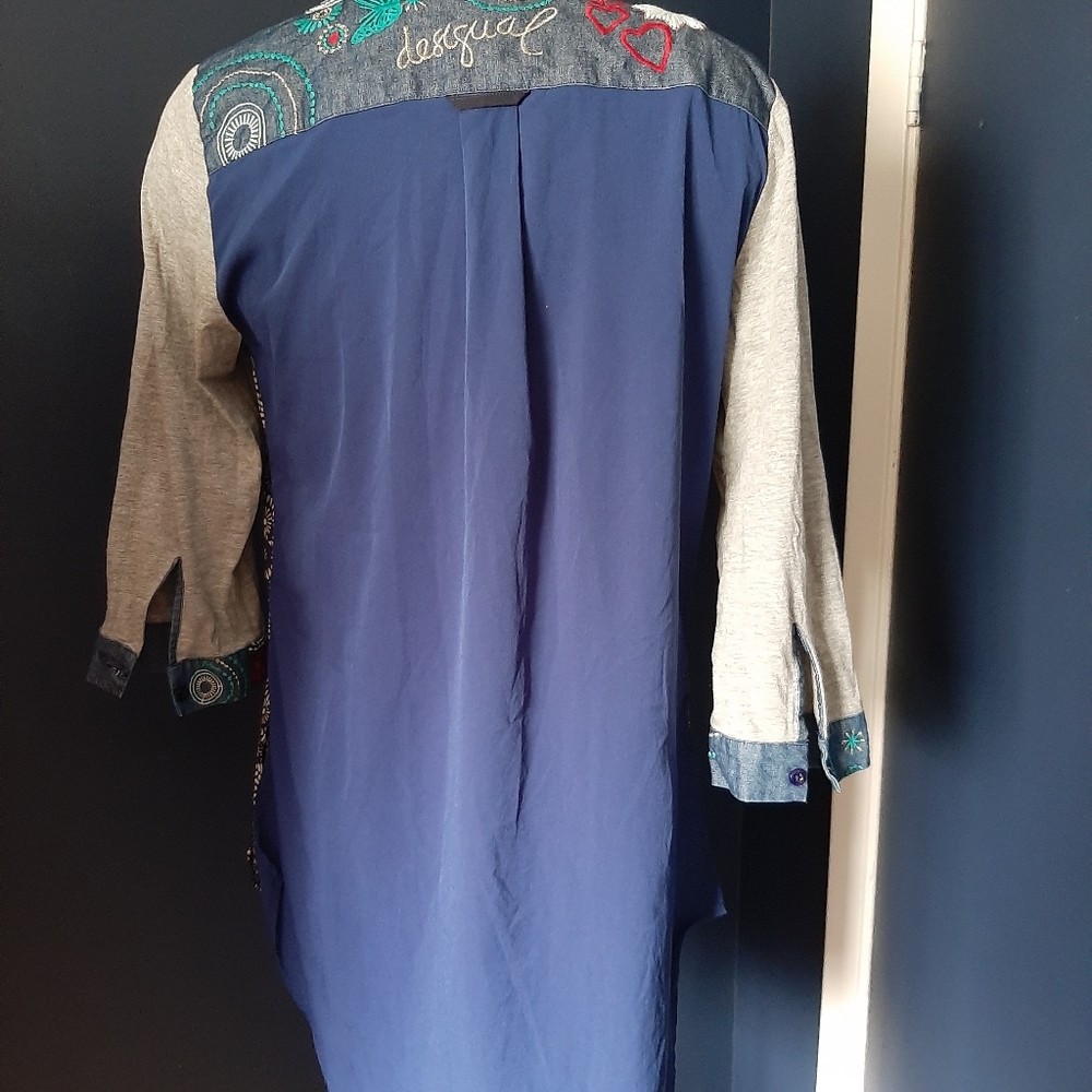Desigual size large ladies button up - Picture 2 of 4